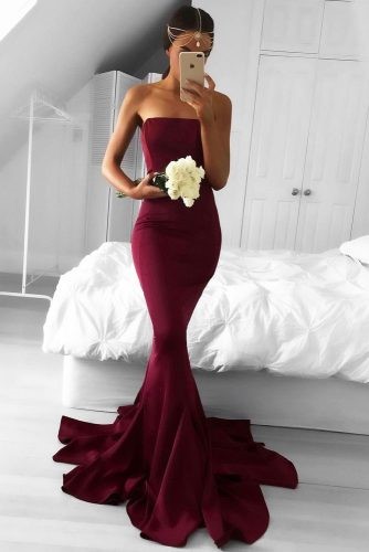 lindos Diseños De Vestidos color vino